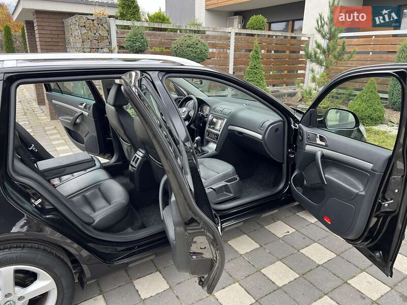 Универсал Skoda Octavia 2012 в Стрые