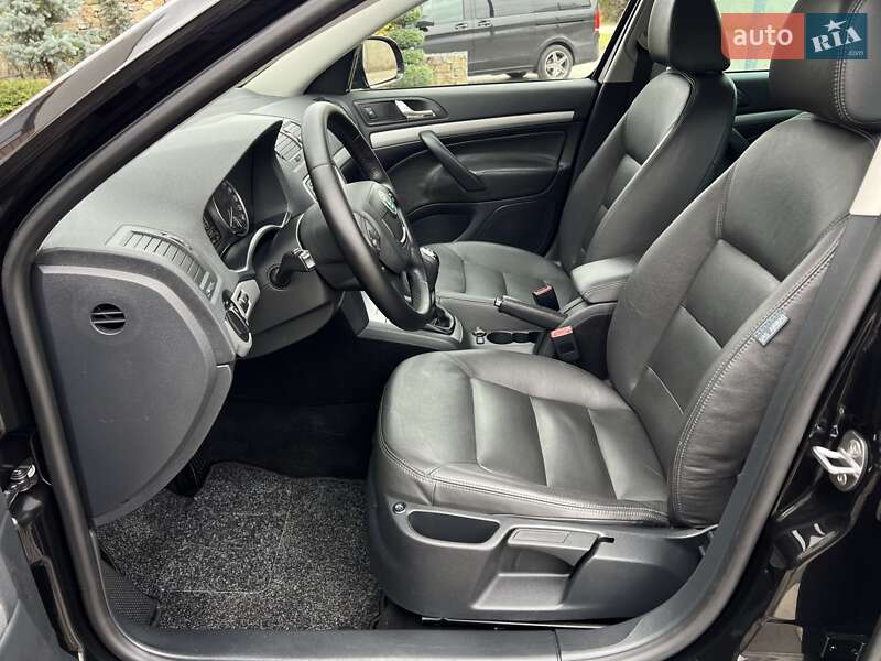 Универсал Skoda Octavia 2012 в Стрые