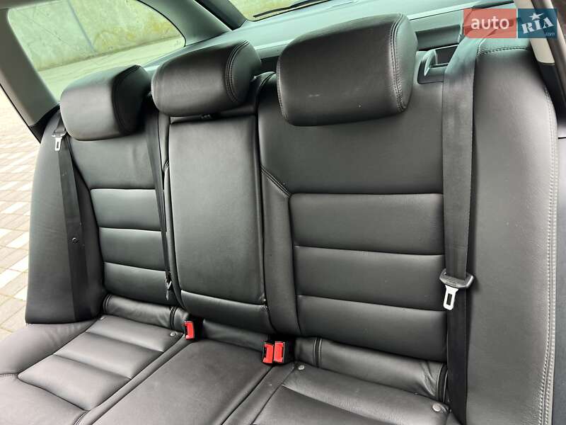 Универсал Skoda Octavia 2012 в Стрые