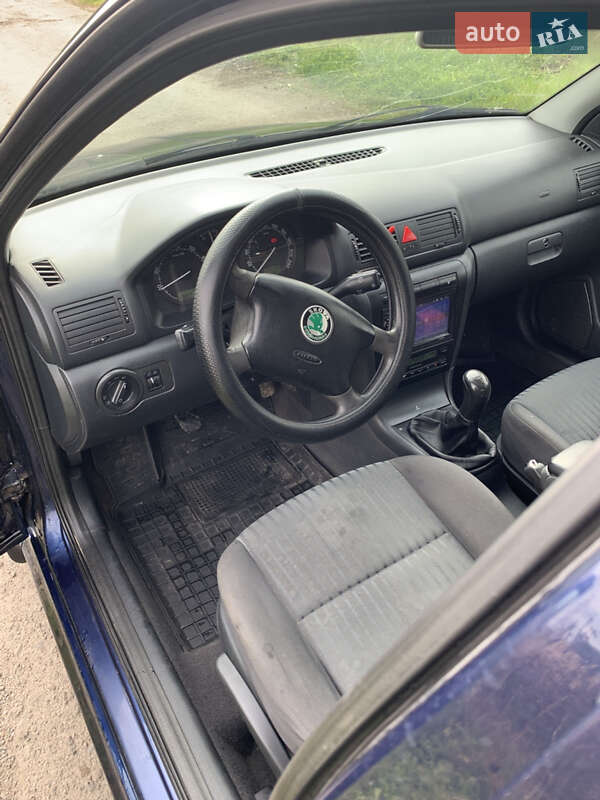 Лифтбек Skoda Octavia 2004 в Буске