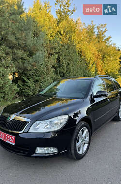 Универсал Skoda Octavia 2012 в 