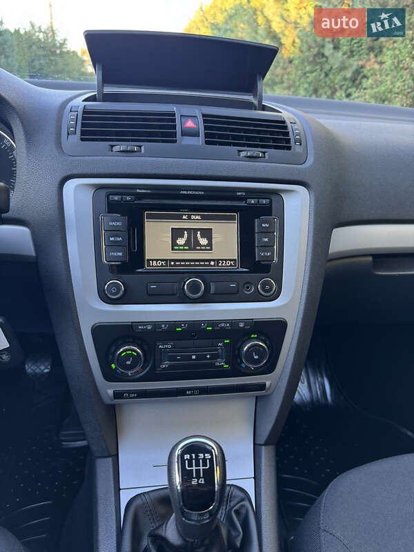 Универсал Skoda Octavia 2012 в Ровно