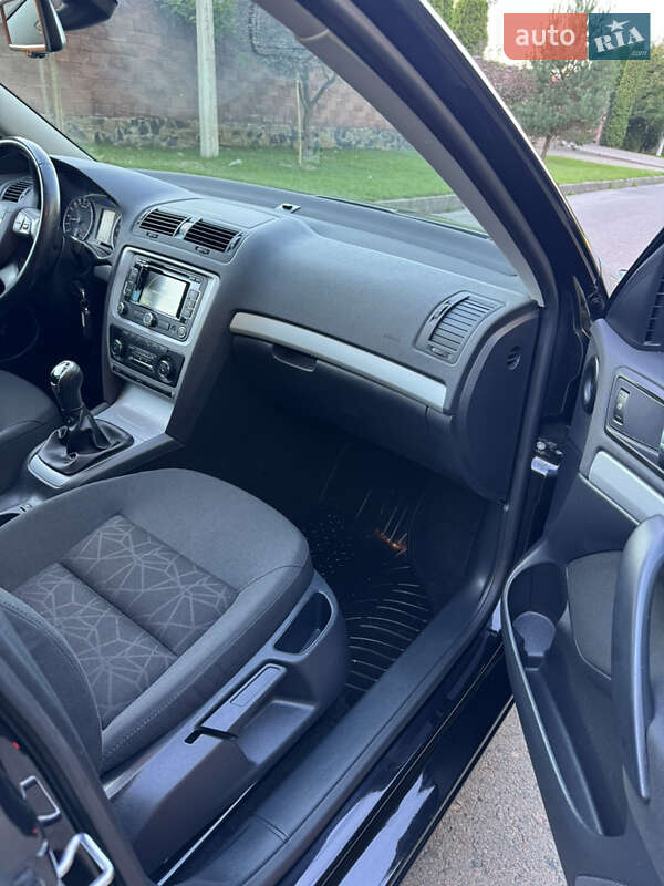 Универсал Skoda Octavia 2012 в Ровно