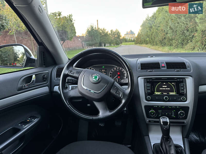 Универсал Skoda Octavia 2012 в Ровно