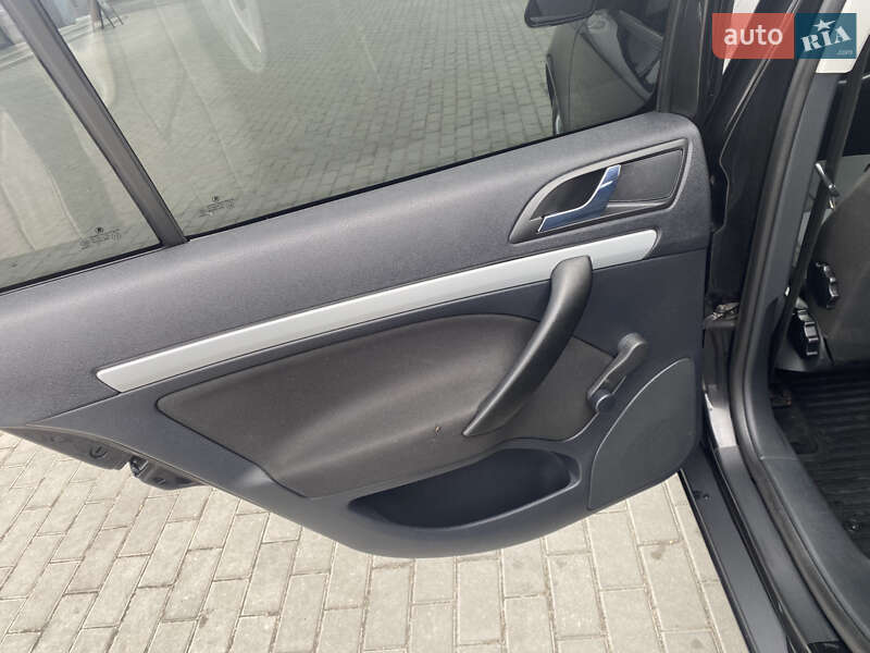 Лифтбек Skoda Octavia 2006 в Святопетровское