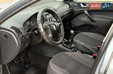 Лифтбек Skoda Octavia 2006 в 