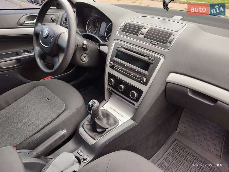 Лифтбек Skoda Octavia 2011 в Черкассах фото 23 Лифтбек Skoda Octavia 2011 в Черкассах