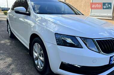 Лифтбек Skoda Octavia 2019 в 