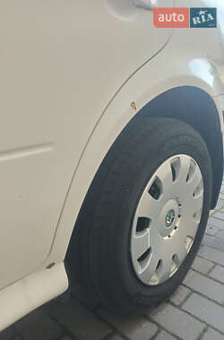 Универсал Skoda Octavia 2005 в  фото 10 Универсал Skoda Octavia 2005 в