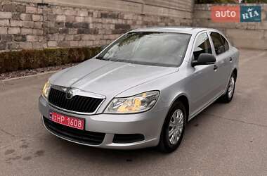 Лифтбек Skoda Octavia 2010 в Днепре