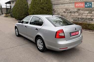 Лифтбек Skoda Octavia 2010 в 