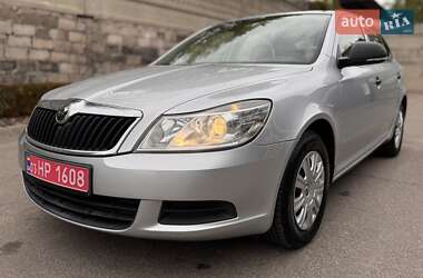 Лифтбек Skoda Octavia 2010 в 