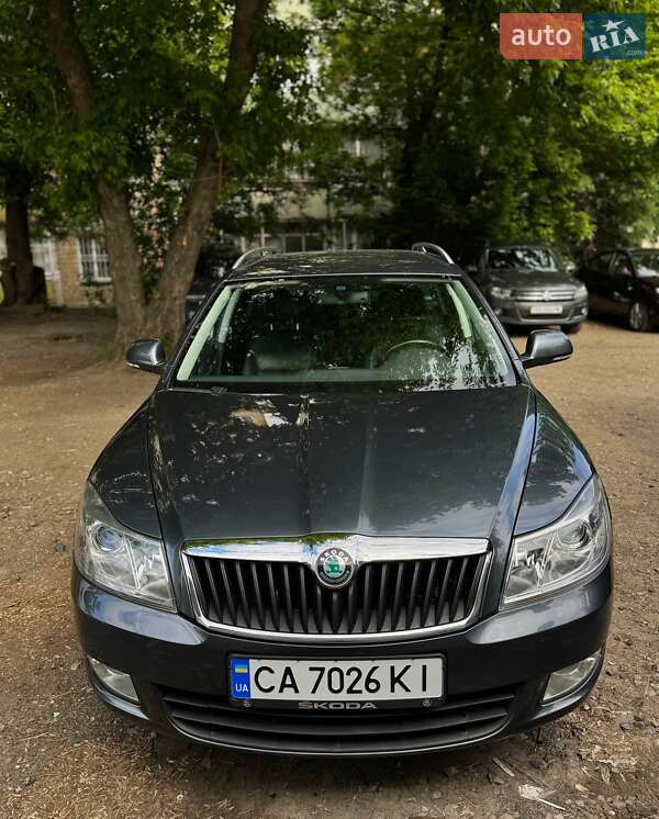 Универсал Skoda Octavia 2011 в 