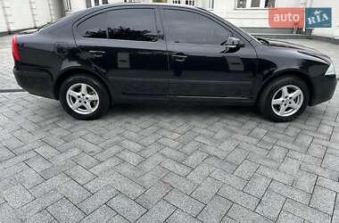 Лифтбек Skoda Octavia 2005 в 