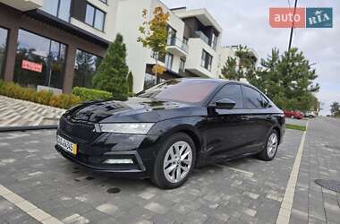 Ліфтбек Skoda Octavia 2020 в Ужгороді