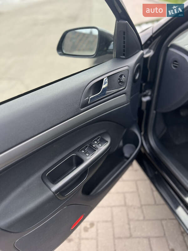 Универсал Skoda Octavia 2007 в Ровно