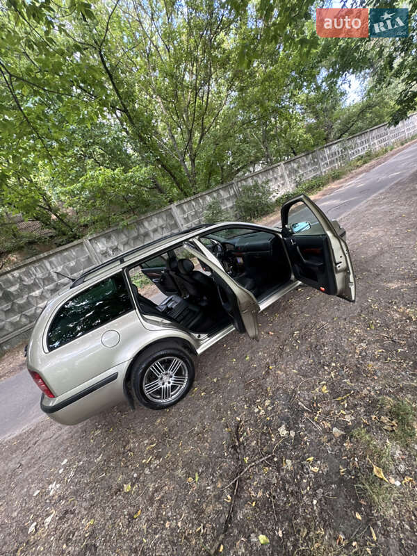 Универсал Skoda Octavia 2004 в 