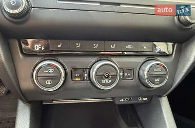 Лифтбек Skoda Octavia 2013 в 