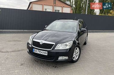Универсал Skoda Octavia 2012 в 