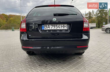 Универсал Skoda Octavia 2012 в 