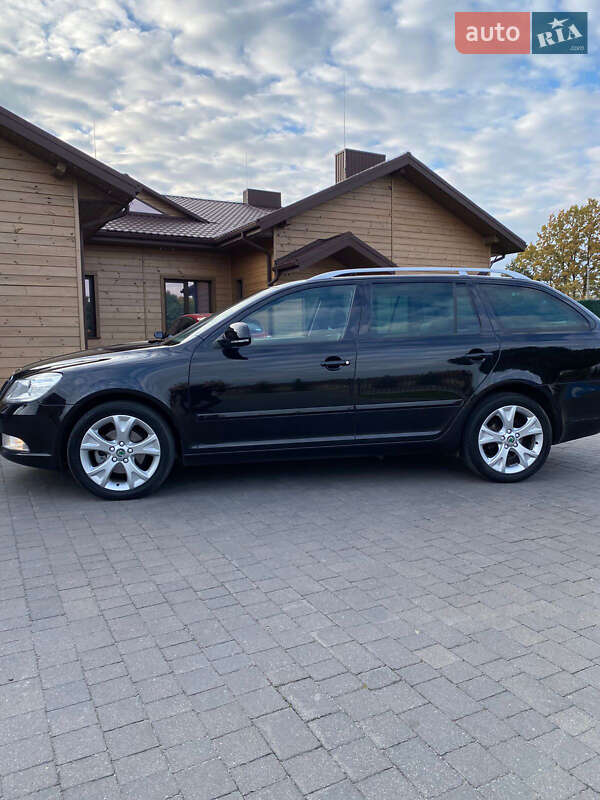 Универсал Skoda Octavia 2012 в Луцке фото 6 Универсал Skoda Octavia 2012 в Луцке