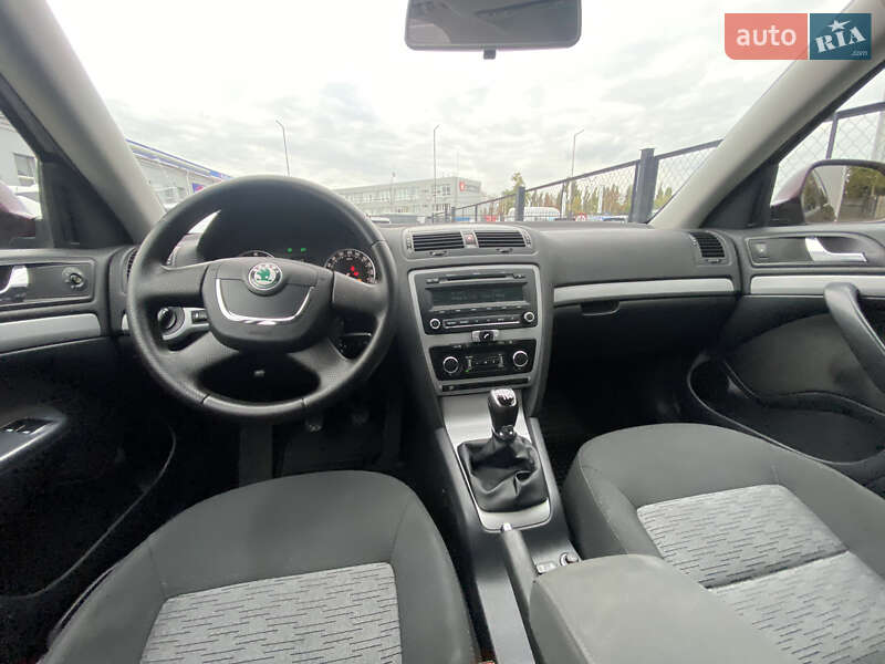 Лифтбек Skoda Octavia 2012 в Киеве фото 40 Лифтбек Skoda Octavia 2012 в Киеве