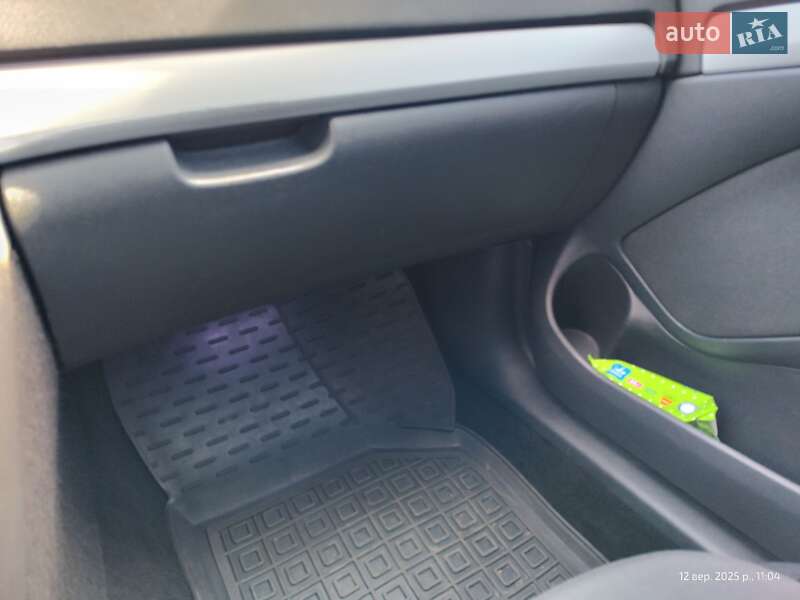 Лифтбек Skoda Octavia 2011 в Черкассах фото 7 Лифтбек Skoda Octavia 2011 в Черкассах