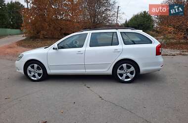Универсал Skoda Octavia 2010 в 