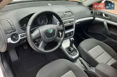 Универсал Skoda Octavia 2010 в 
