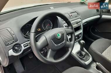 Универсал Skoda Octavia 2010 в 