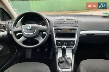 Универсал Skoda Octavia 2010 в 