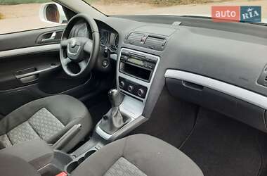 Универсал Skoda Octavia 2010 в 