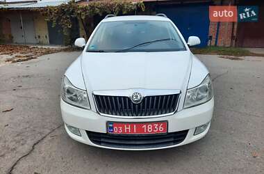 Универсал Skoda Octavia 2010 в 