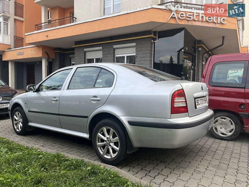 Ліфтбек Skoda Octavia 2008 в Львові