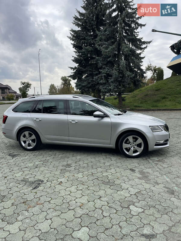 Универсал Skoda Octavia 2019 в Дубно