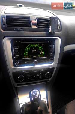 Универсал Skoda Octavia 2012 в 