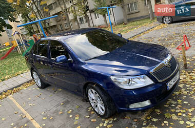 Лифтбек Skoda Octavia 2010 в 