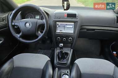 Лифтбек Skoda Octavia 2006 в 
