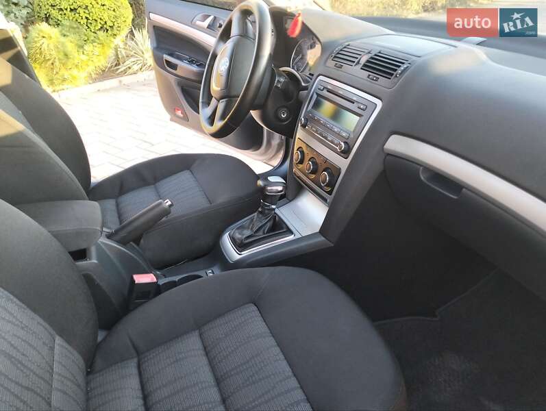 Ліфтбек Skoda Octavia 2011 в Миколаєві