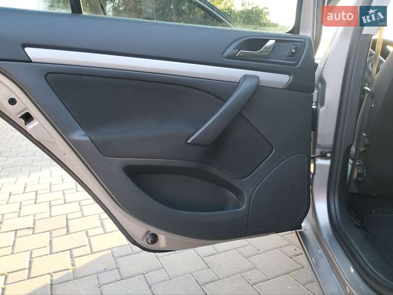 Ліфтбек Skoda Octavia 2011 в Миколаєві