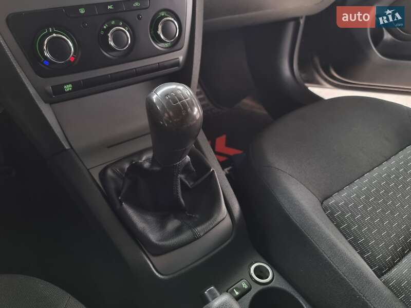 Лифтбек Skoda Octavia 2012 в Виннице