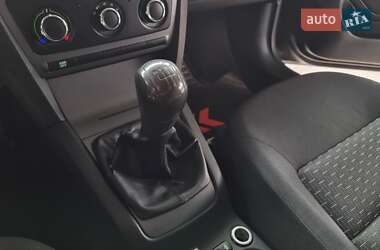 Лифтбек Skoda Octavia 2012 в 