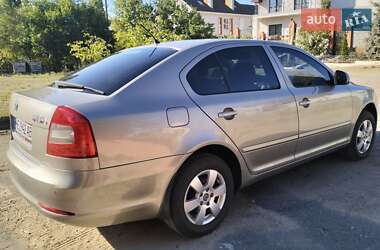 Лифтбек Skoda Octavia 2011 в 