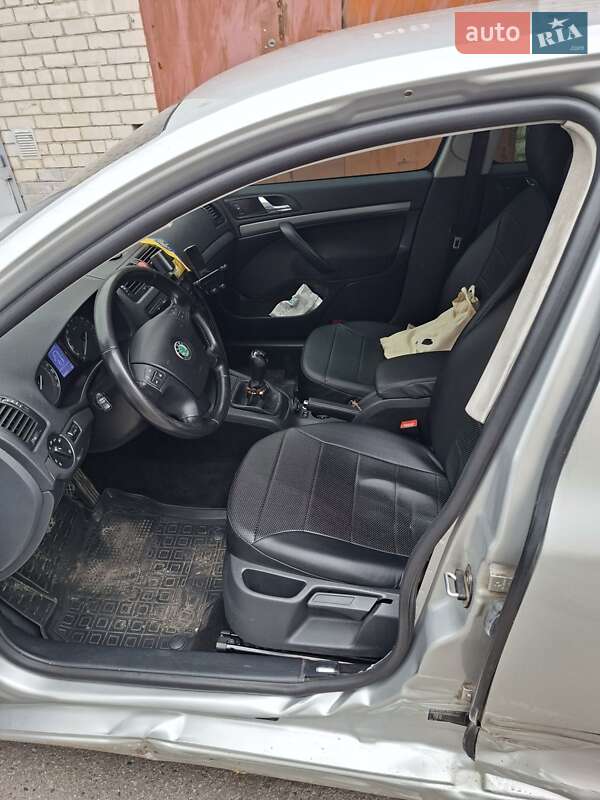 Ліфтбек Skoda Octavia 2008 в Харкові