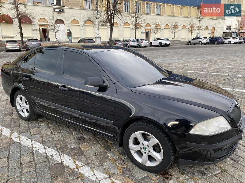 Лифтбек Skoda Octavia 2008 в Харькове