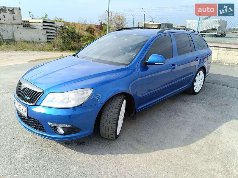 Универсал Skoda Octavia 2010 в Виннице