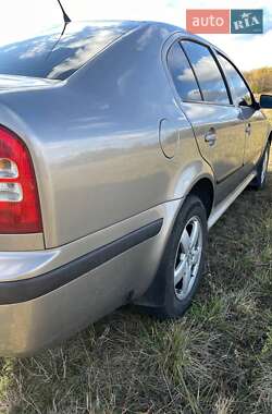 Лифтбек Skoda Octavia 2007 в 