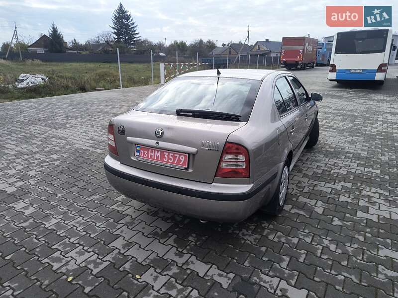 Ліфтбек Skoda Octavia 2009 в Нововолинську фото 3 Ліфтбек Skoda Octavia 2009 в Нововолинську