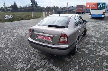 Лифтбек Skoda Octavia 2009 в 