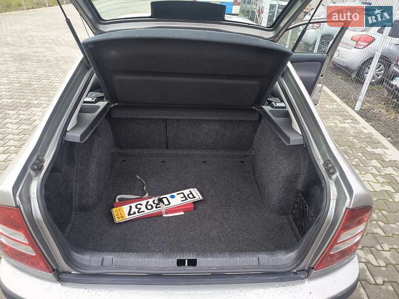 Ліфтбек Skoda Octavia 2009 в Нововолинську фото 5 Ліфтбек Skoda Octavia 2009 в Нововолинську